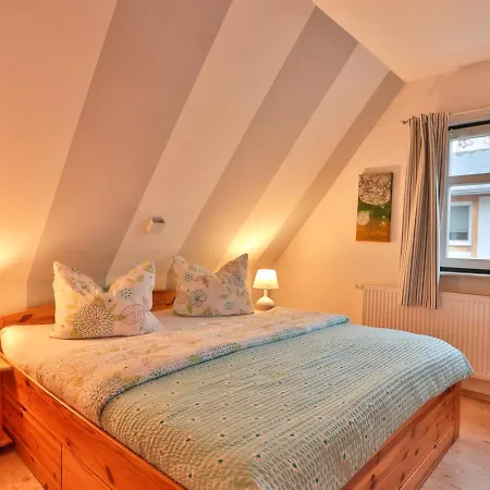 Lägenhet Moewennest Im Fh Zum Reetdachhaus Am Haff Pepelow