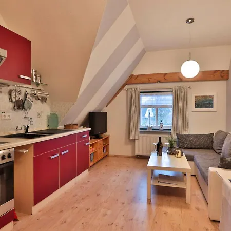 Lägenhet Moewennest Im Fh Zum Reetdachhaus Am Haff *